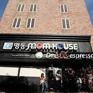 2* Hotel Myeongdong Mom House