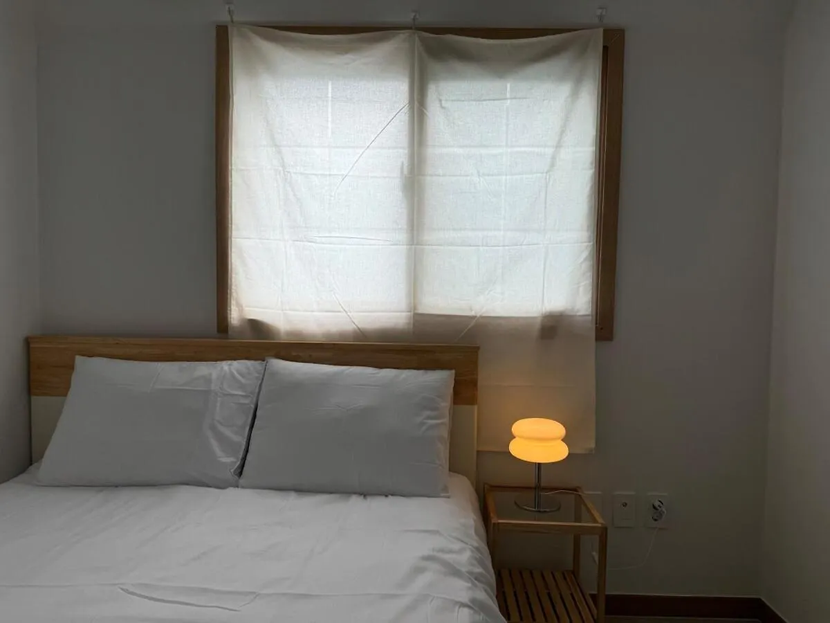 Ssostay Seoul 0*,  South Korea